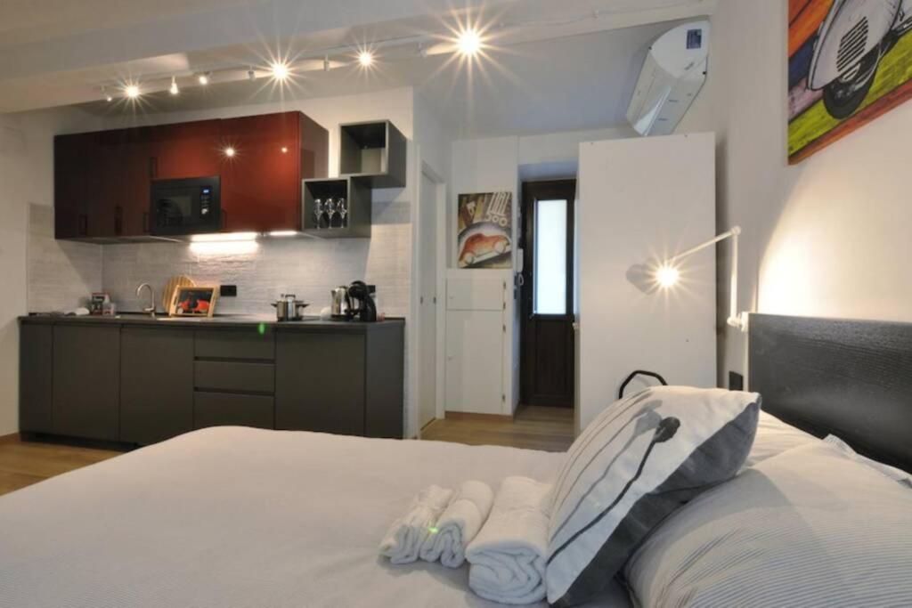 Special 10 - Comfort And Style In The Heart Of Historic Turin Center Eksteriør bilde